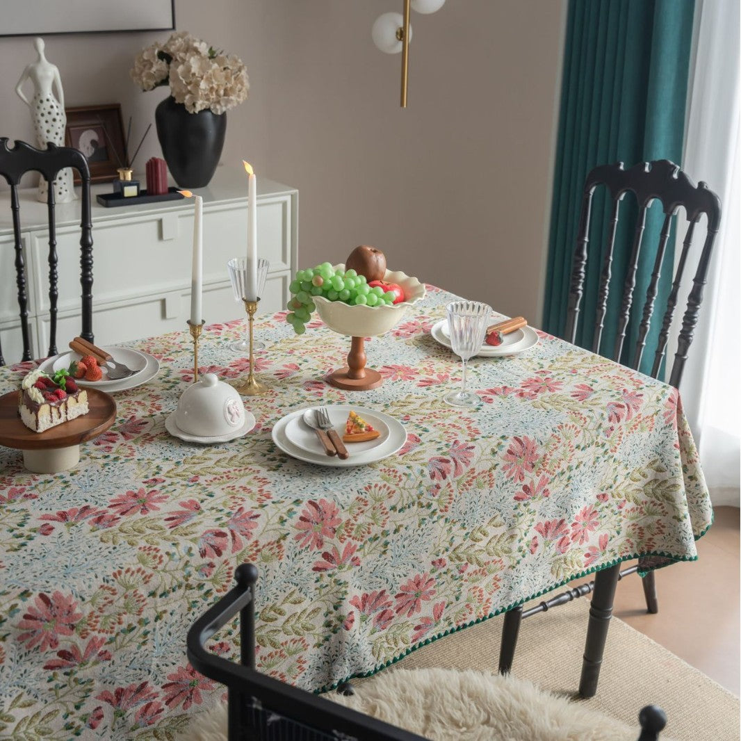 Botanical Jacquard Tablecloth Berriscent
