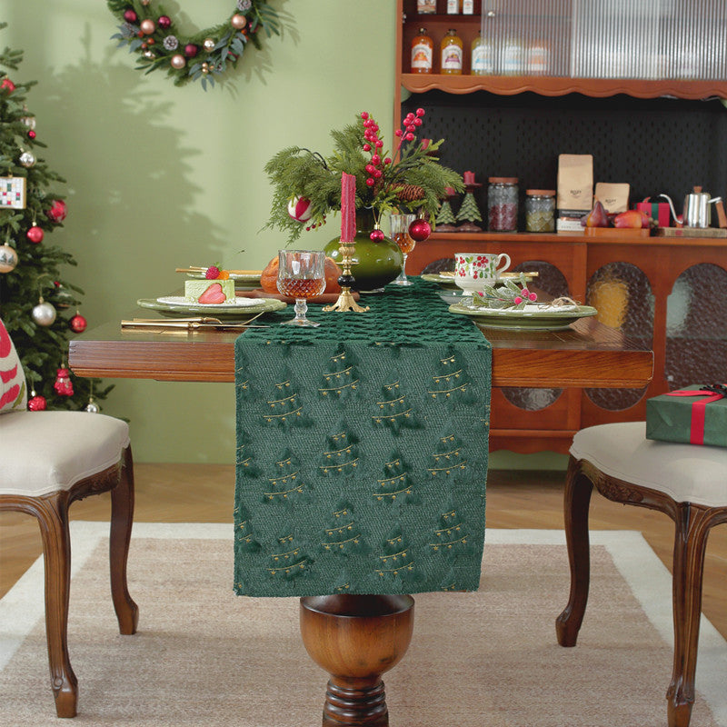 Evergreen Star Christmas Table Runner Berriscent