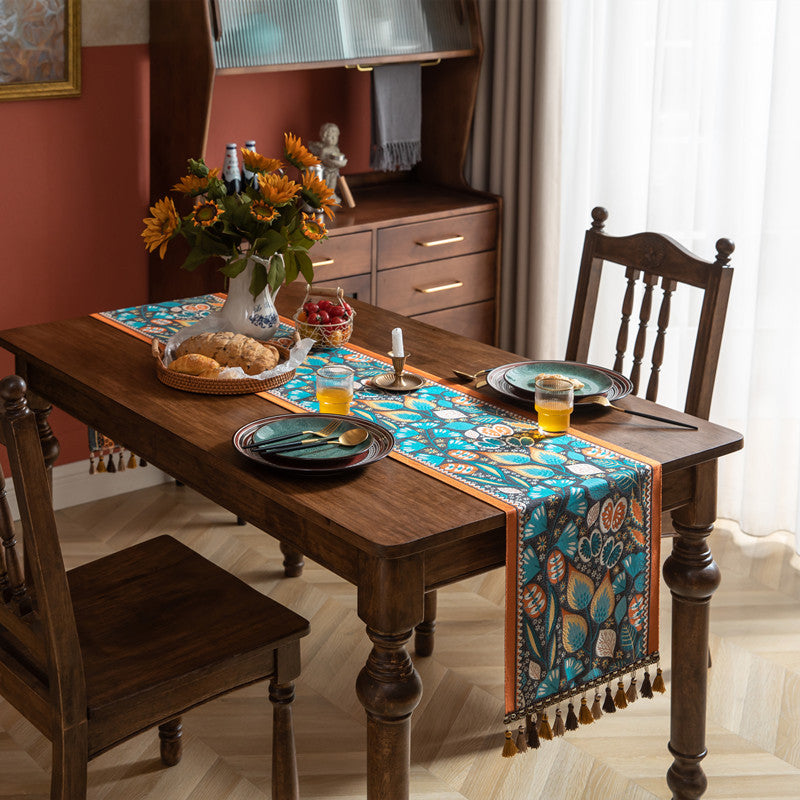 Bohemian Jacquard Table Runner with Tassels Berriscent