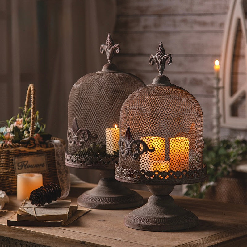 The Château Lumière Lanterns Berriscent