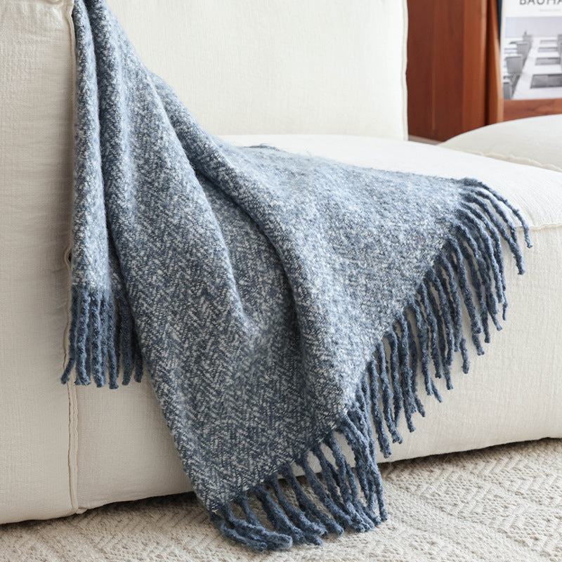 Nordic Softline Woven Throw Blanket Berriscent