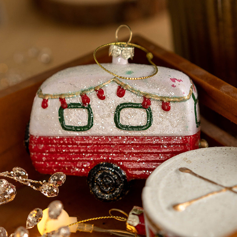 Festive Christmas Ornament Collection – 8-Piece Set