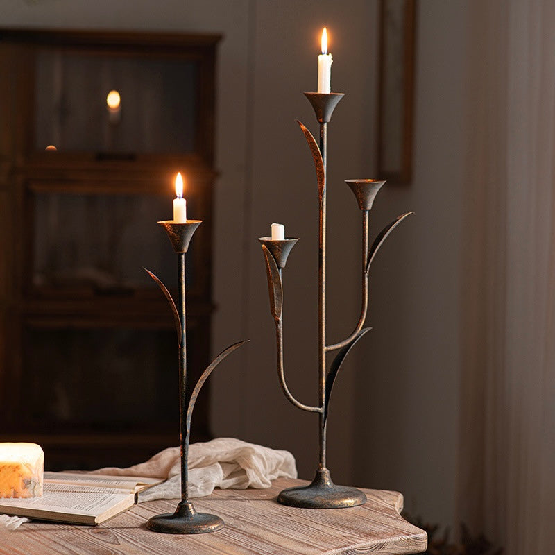 Willow Flame Candle Holder – Wrought Iron Berriscent