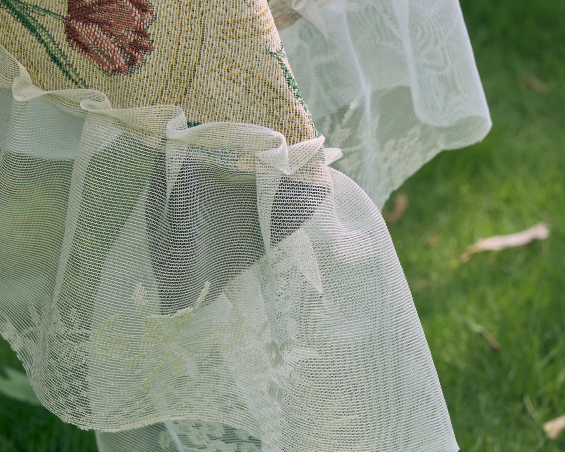 The Garden Veil | Cotton Blend Tablecloth