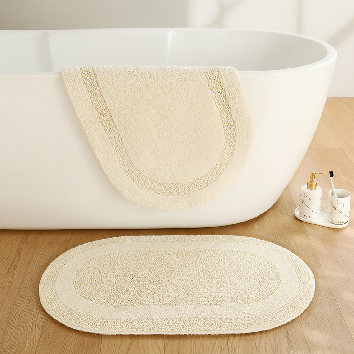 The Cosy Oval Cotton Bath Mat Berriscent