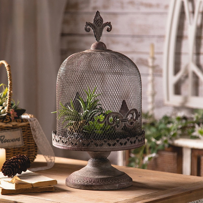 The Château Lumière Lanterns Berriscent