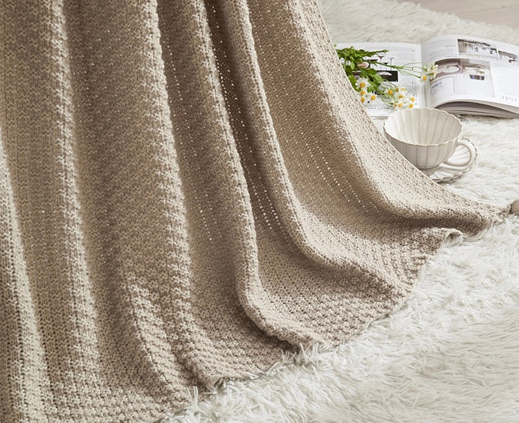 Aurora Tassel Knit Throw – Cozy Texture, Effortless Charm Berriscent