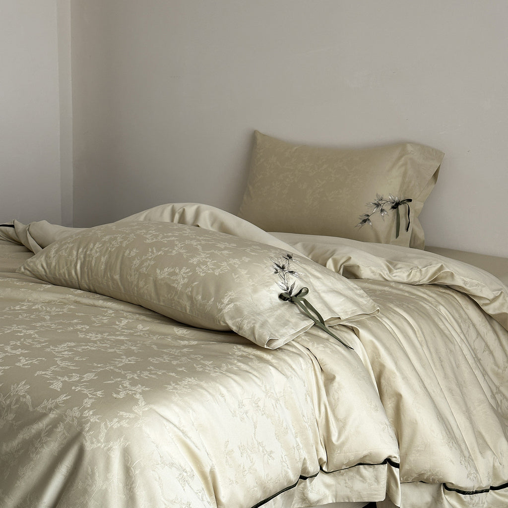 Maison Sylva Héritage - Luxury Botanical Jacquard Four-Piece Bedding Set Berriscent