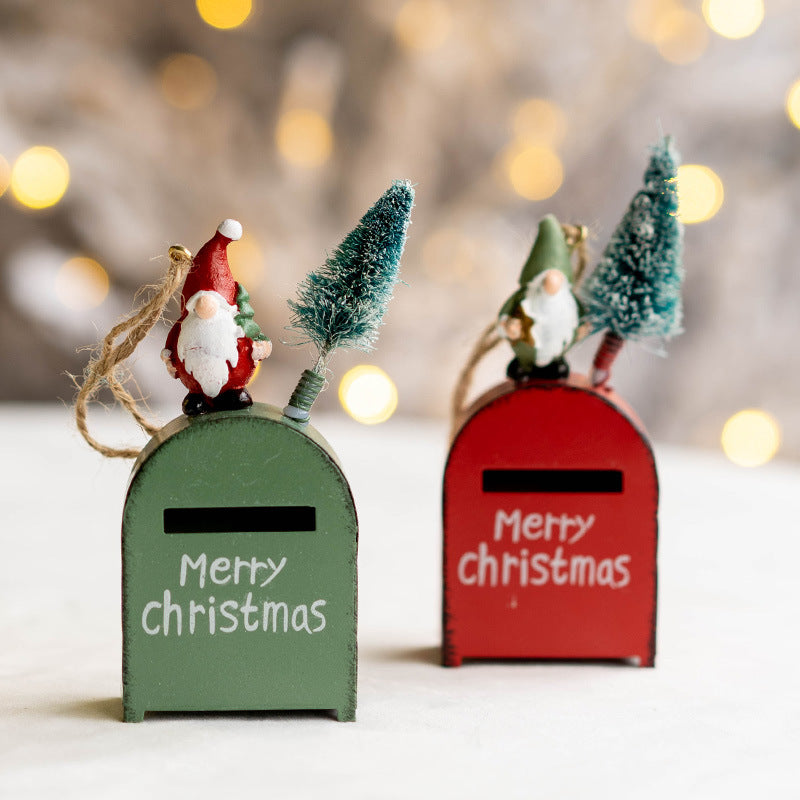 Festive Santa Mailbox Ornament Set (3 Pieces) Berriscent