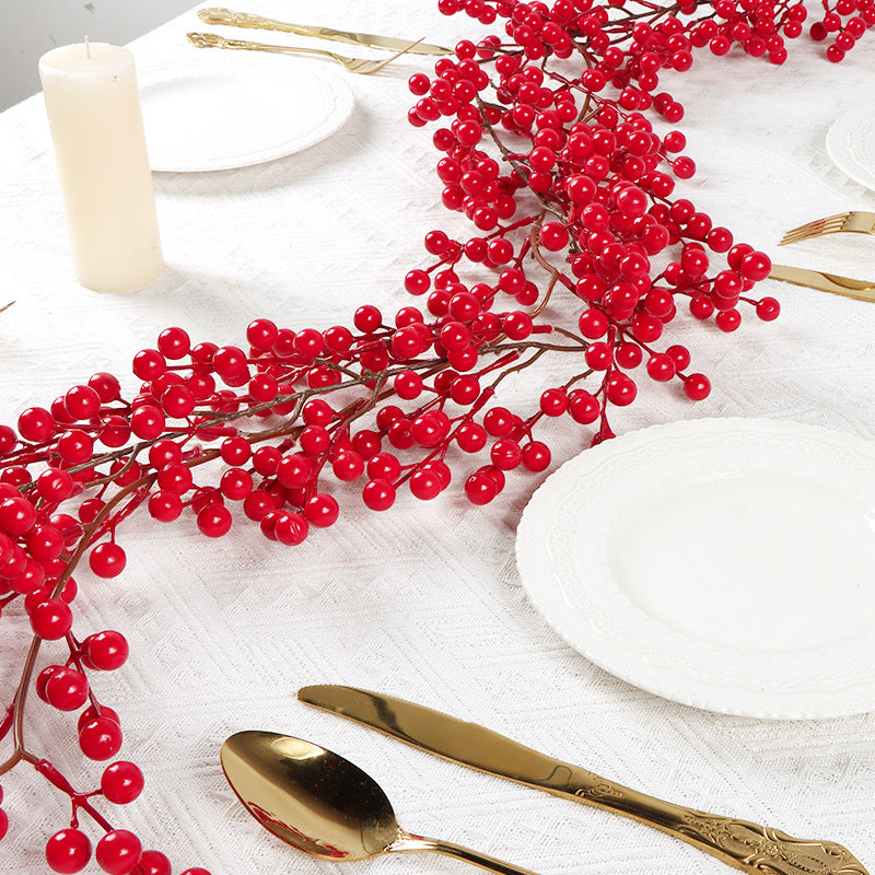 Festive Red Berry Garland – 2m