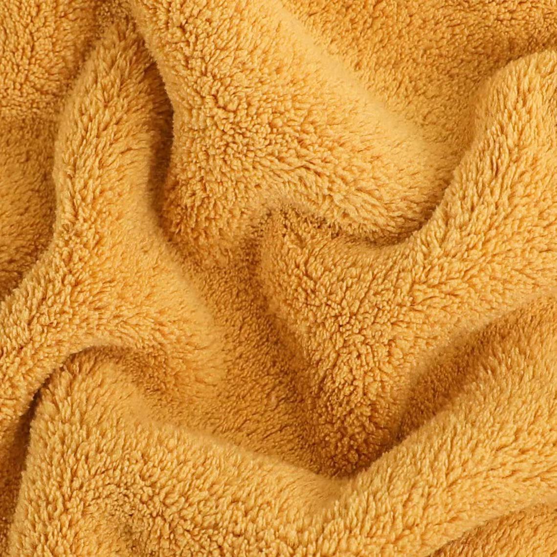 Strawberry Bow Comfort Towel Berriscent