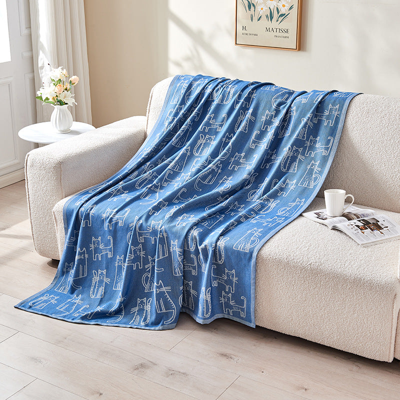 Miaou Comfort Throw – Playful Charm in Soft Jacquard Berriscent