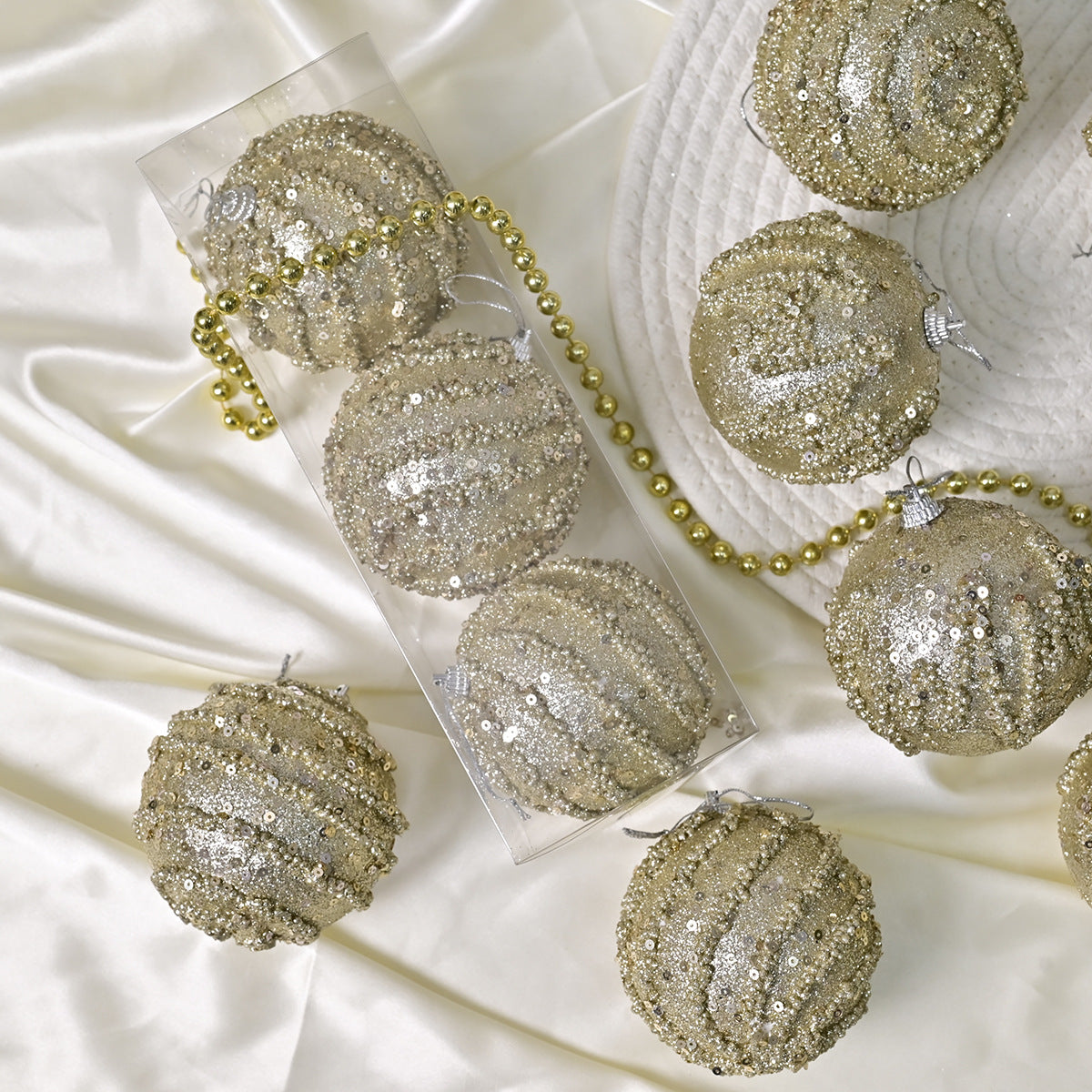 Golden Symphony Sequin Ornament Set Berriscent