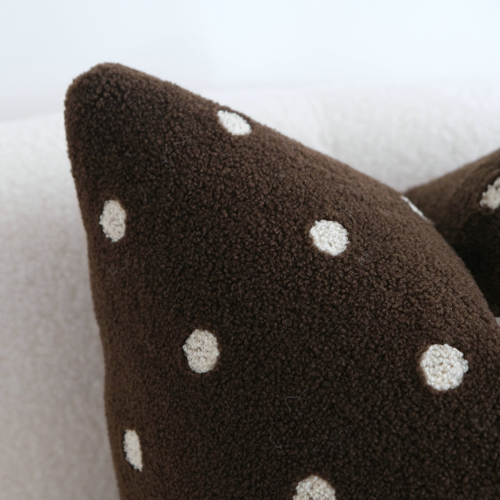 Soft Dot Collection – Decorative Cushion / Pillowcase Berriscent