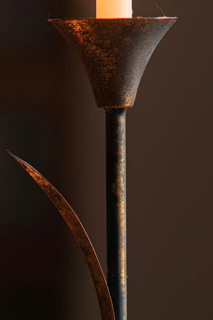 Willow Flame Candle Holder – Wrought Iron Berriscent