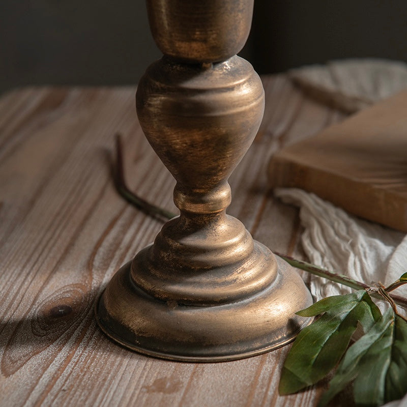 Golden Heritage Tall Vase – Antique Elegance for Refined Interiors Berriscent