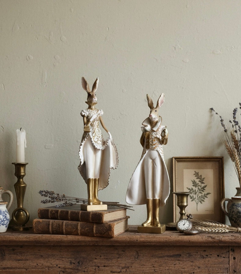 Aristocratic Rabbit Figurine – Decorative Sculpture Berriscent