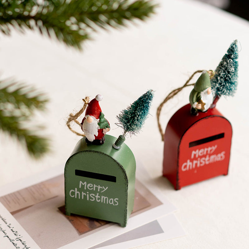 Festive Santa Mailbox Ornament Set (3 Pieces) Berriscent