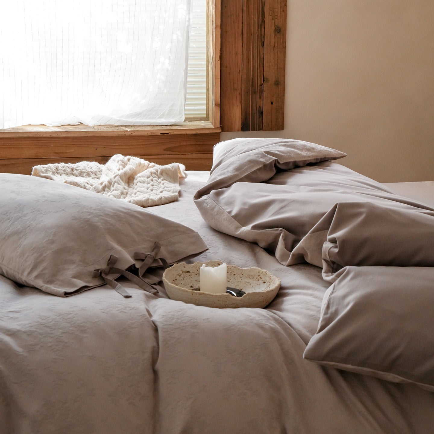 Blush Fleur Jacquard Cotton Bedding Set – Stone Taupe Berriscent