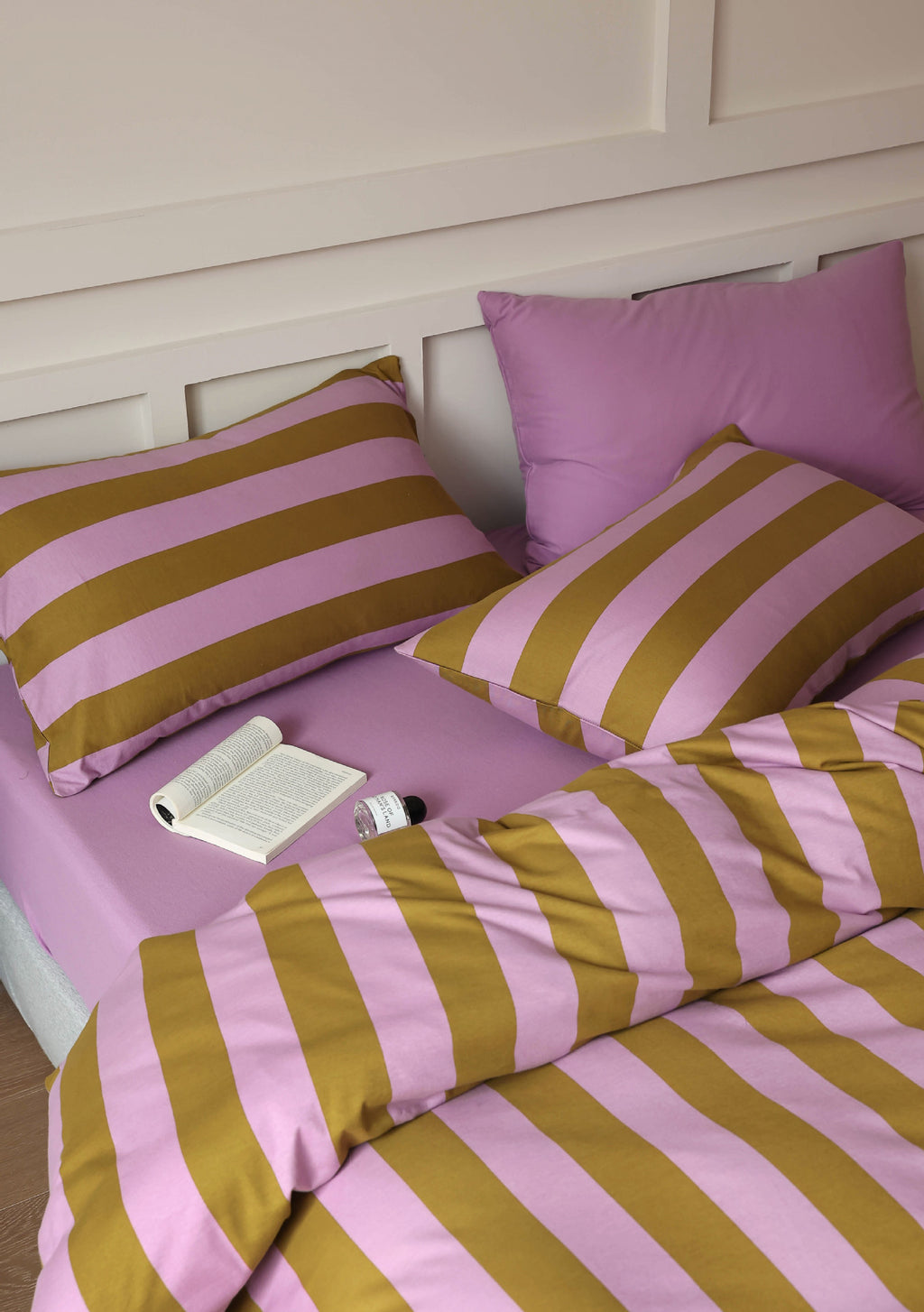 Soft Stripe Cotton Bedding Set — Lilac & Olive Berriscent