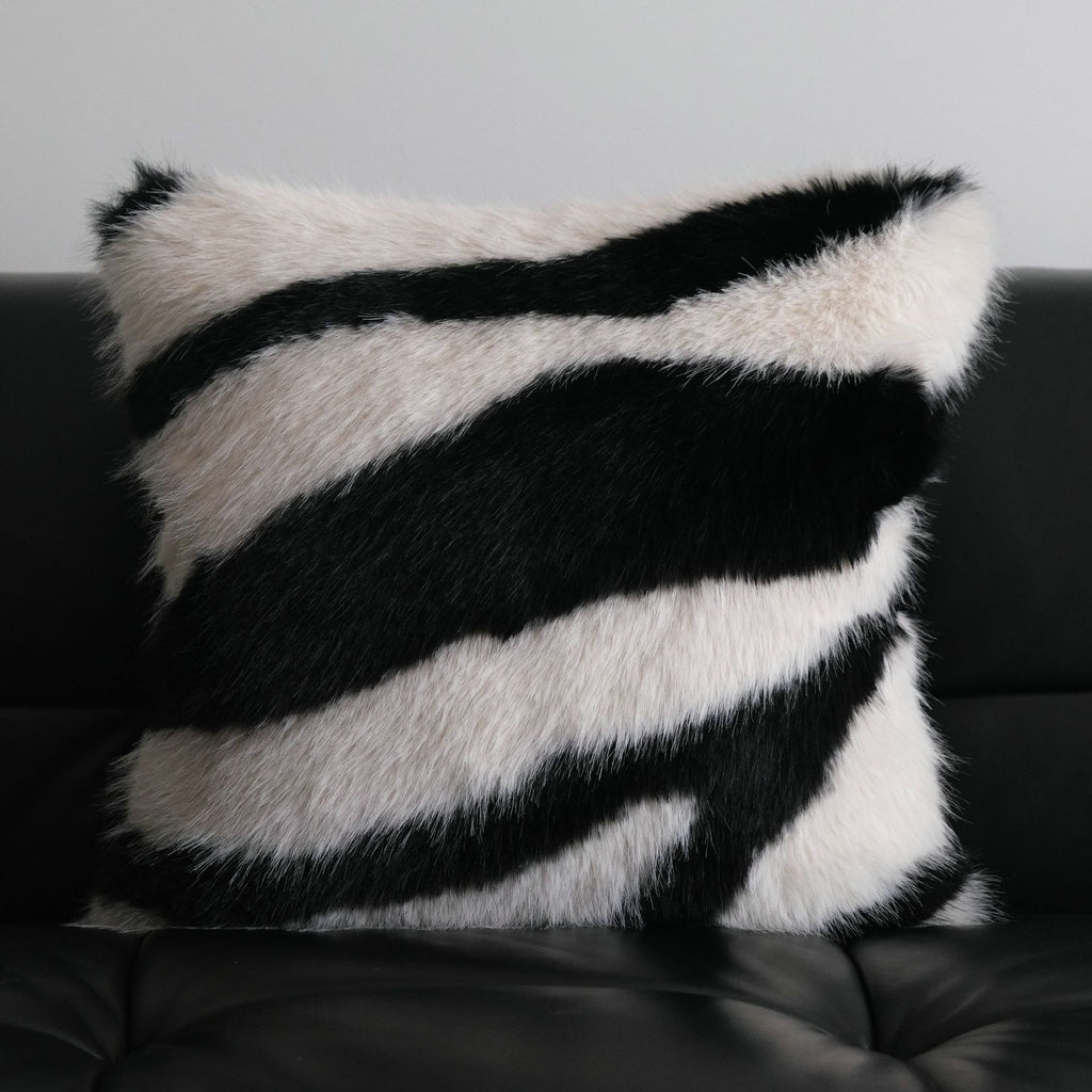 Graphic Stripe Faux Fur Cushion Berriscent