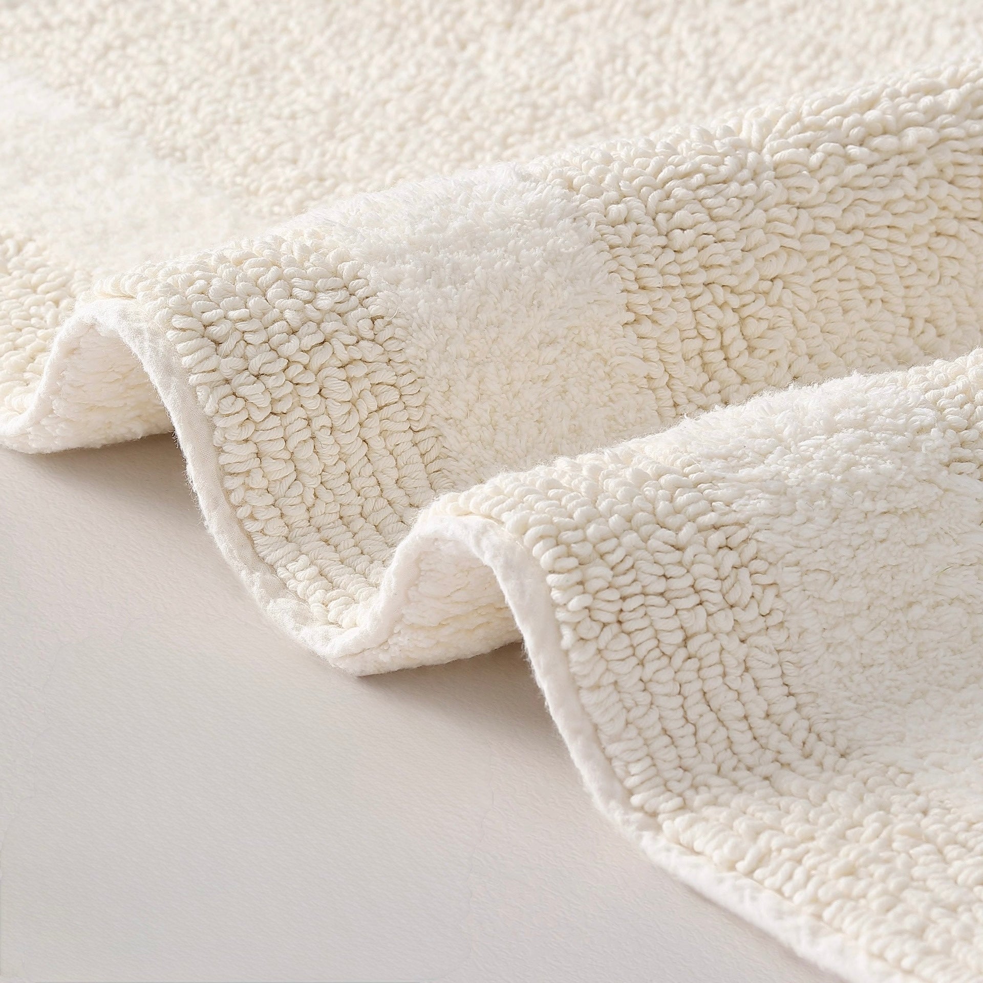 The Cosy Cotton Bath Mat Berriscent