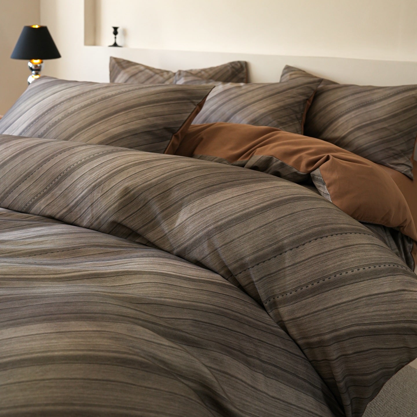 Noir Ridge Brushed Cotton Bedding Set Berriscent