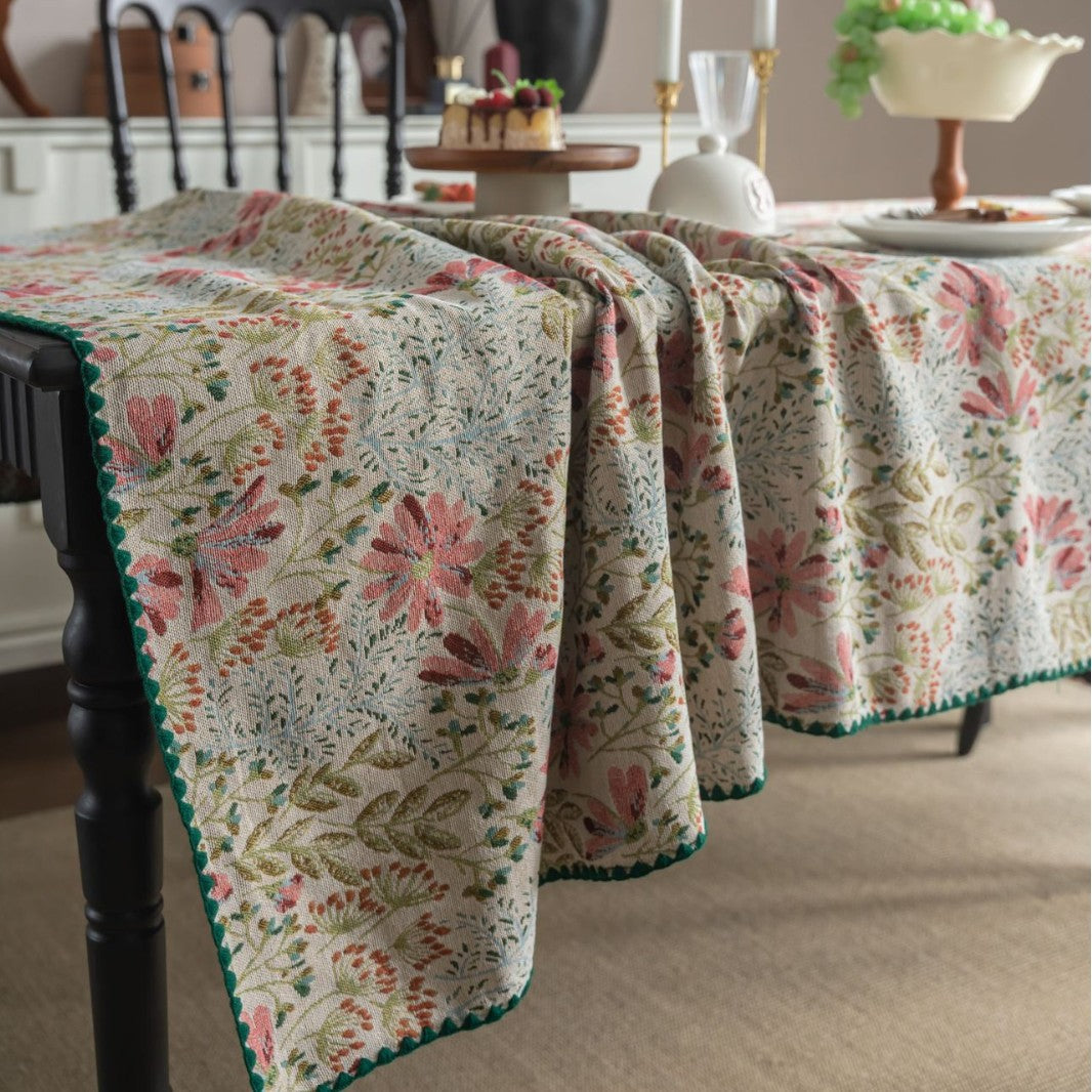 Botanical Jacquard Tablecloth Berriscent