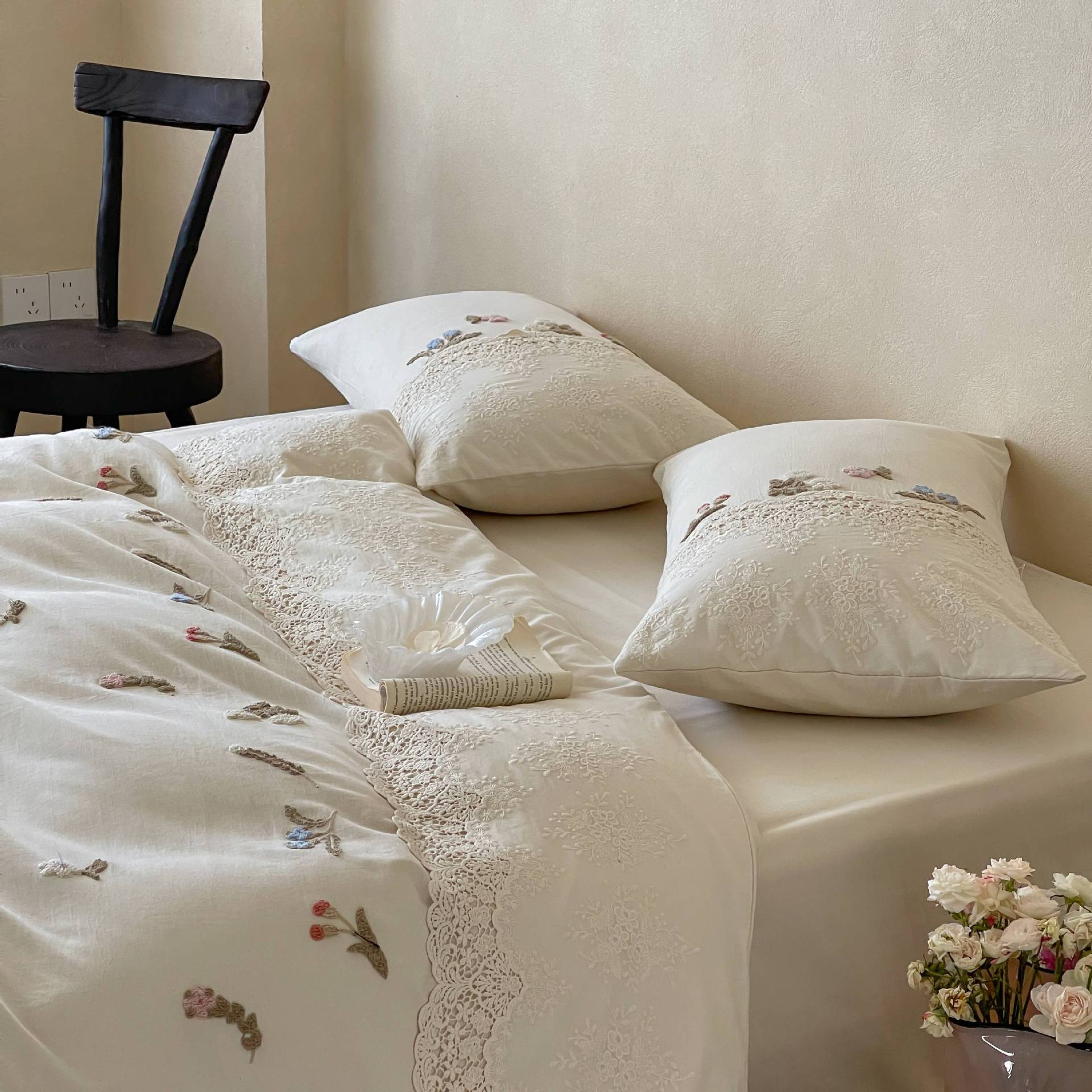 The Wildflower Lace Ensemble | Cotton–Linen Embroidered Bed Linen