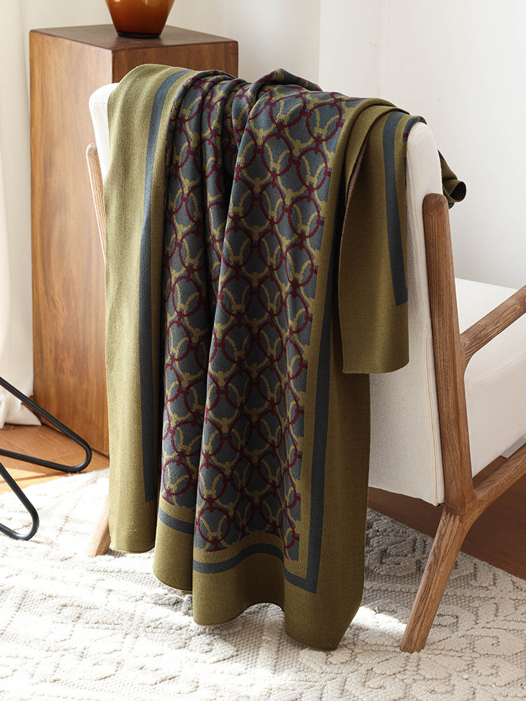 Loommark Woven Pattern Throw Berriscent