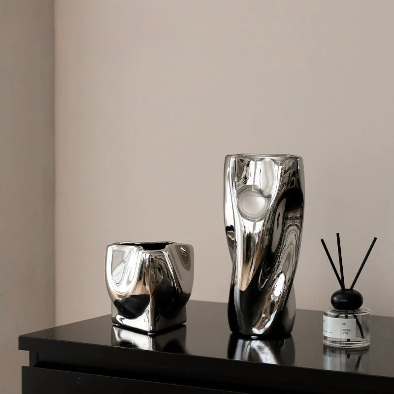 Silver Mirage Sculpture Vases — Collection Berriscent