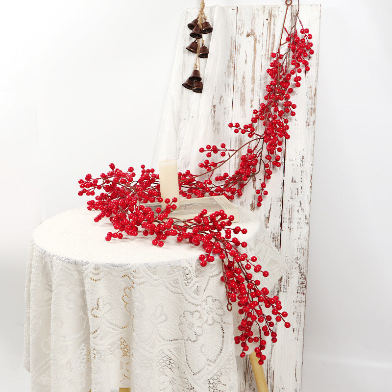 Festive Red Berry Garland – 2m
