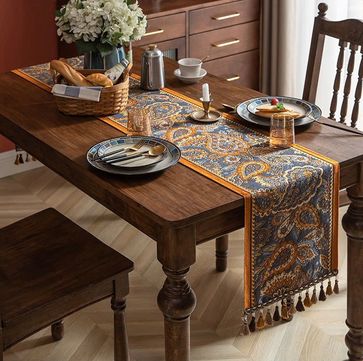 Bohemian Jacquard Table Runner with Tassels Berriscent