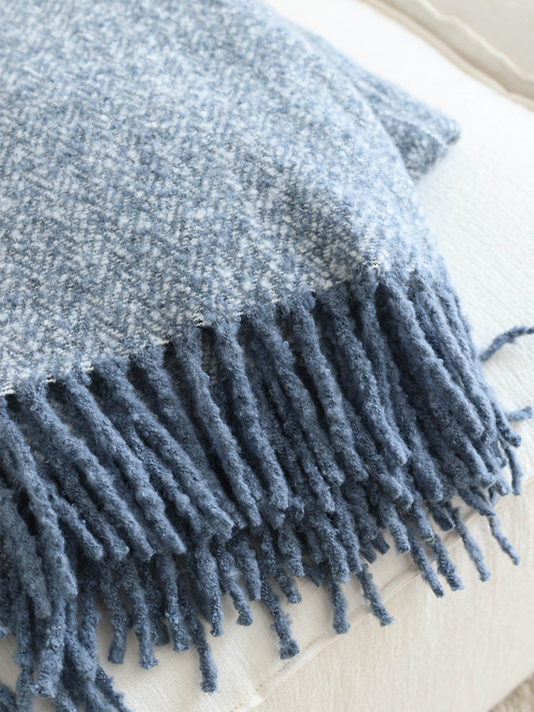 Nordic Softline Woven Throw Blanket Berriscent