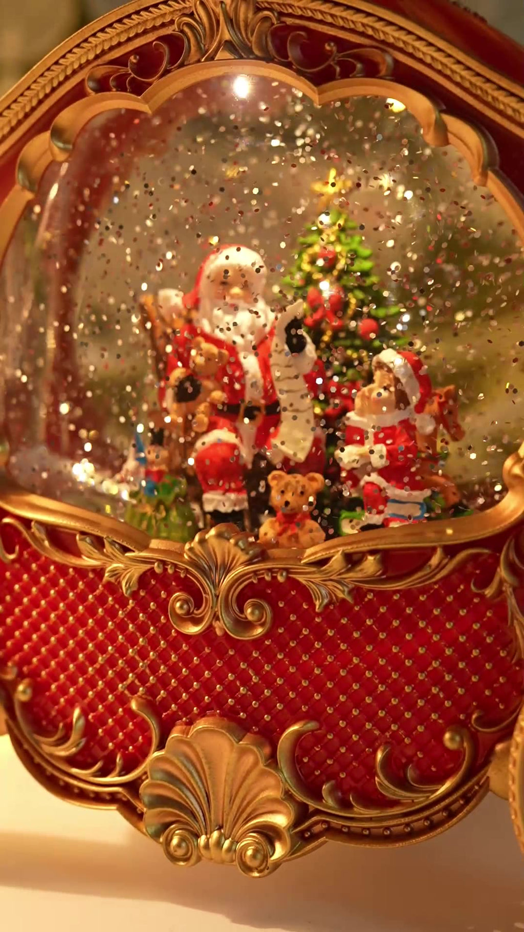 Royal Christmas Carriage Snow Globe with Lights & Music Berriscent