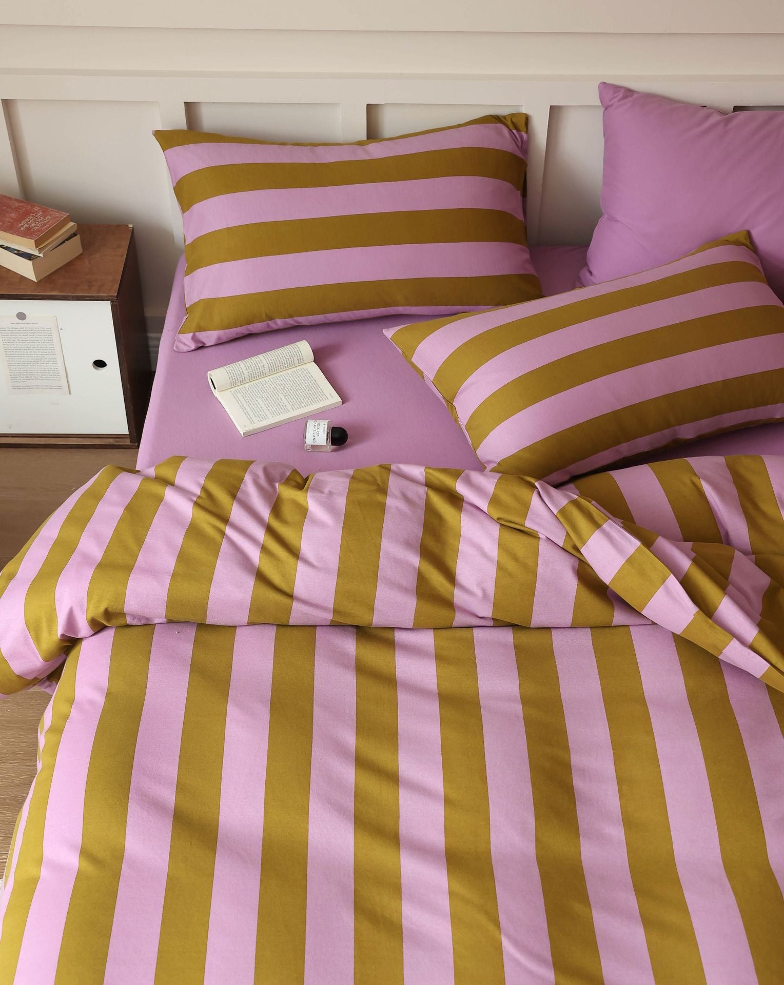 Soft Stripe Cotton Bedding Set — Lilac & Olive Berriscent