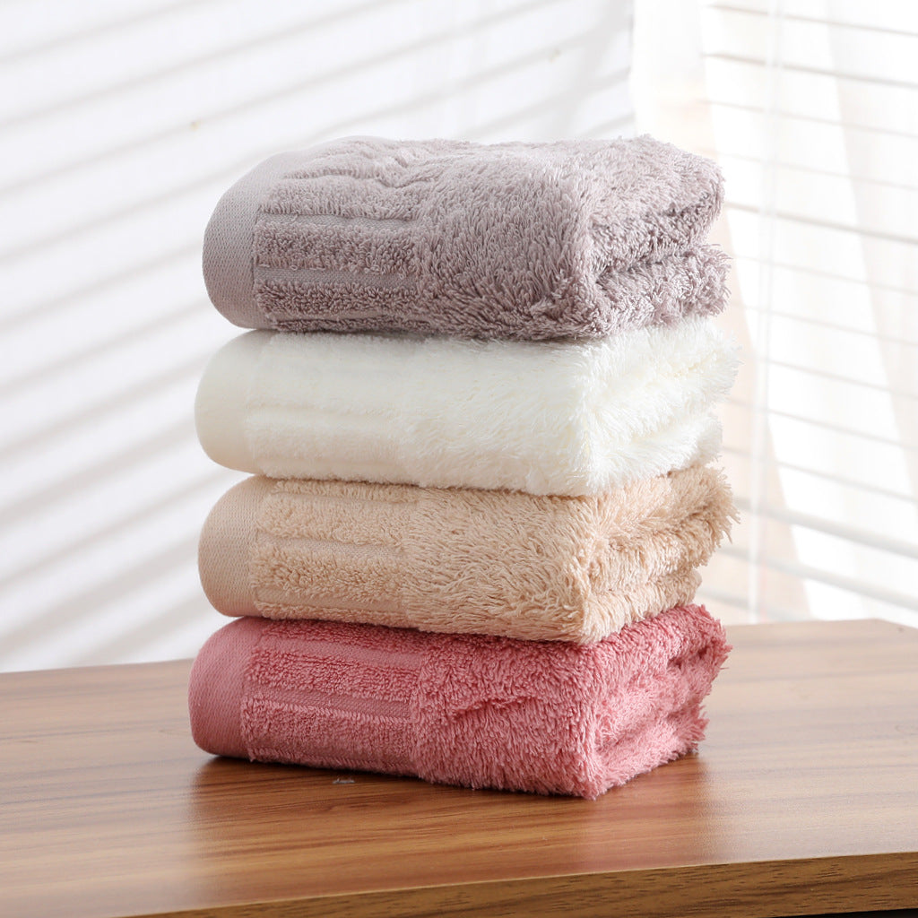 Velour Essence Bath Towel – 140 × 70 cm, Long-Staple Cotton Berriscent