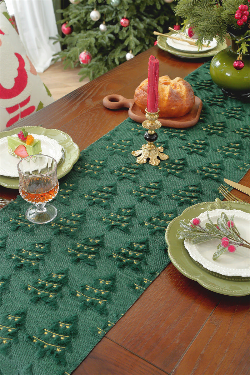 Evergreen Star Christmas Table Runner Berriscent