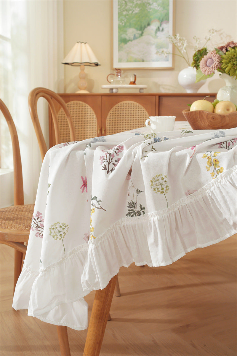 Cottage Bloom Cotton Tablecloth Berriscent