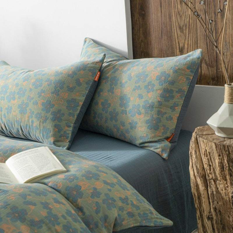 Looméa Cotton Yarn-Woven Bedding Collection Berriscent