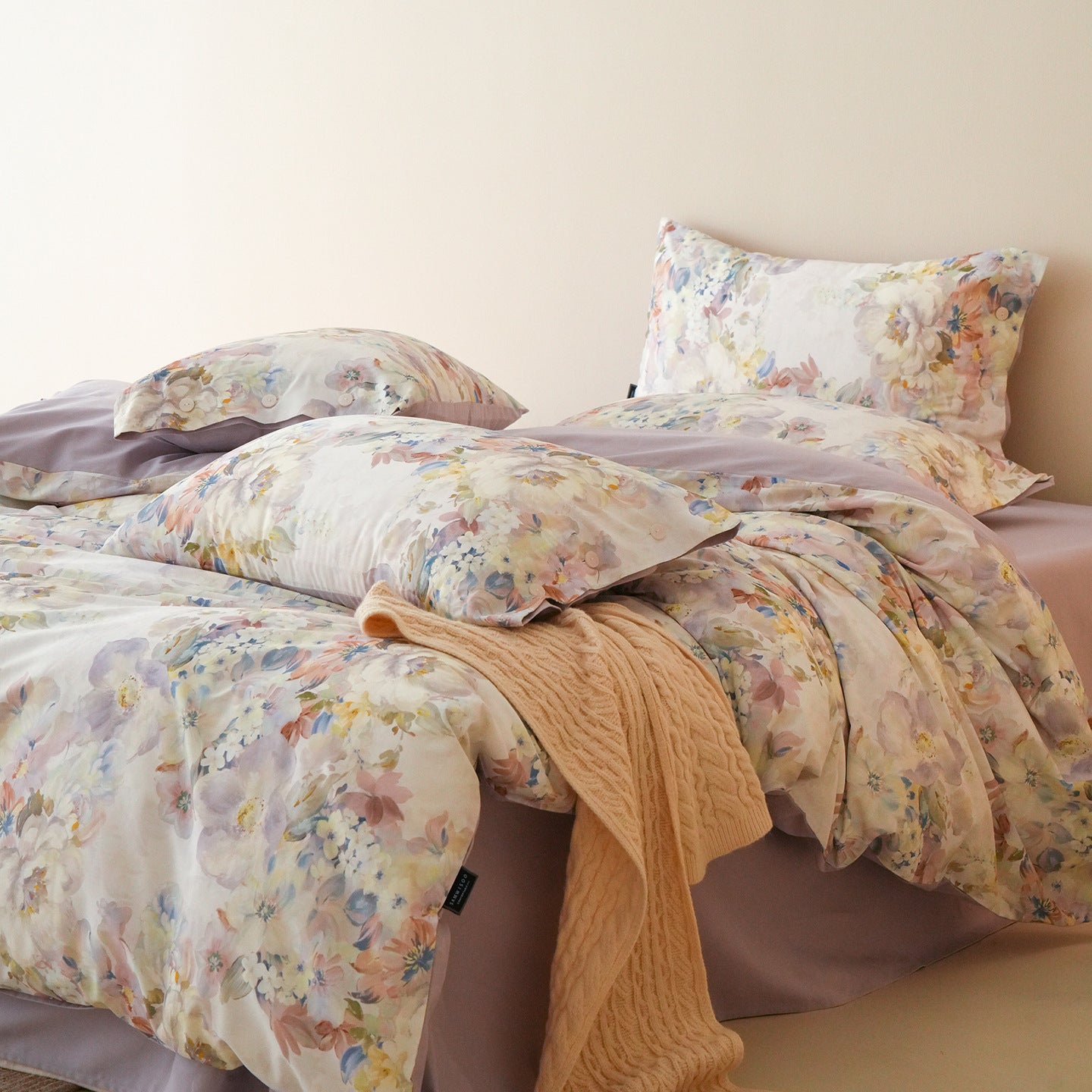 Herbarium Whisper Floral Bedding Set (4-Piece) Berriscent