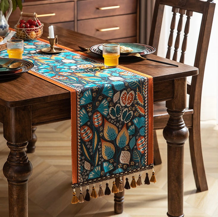 Bohemian Jacquard Table Runner with Tassels Berriscent