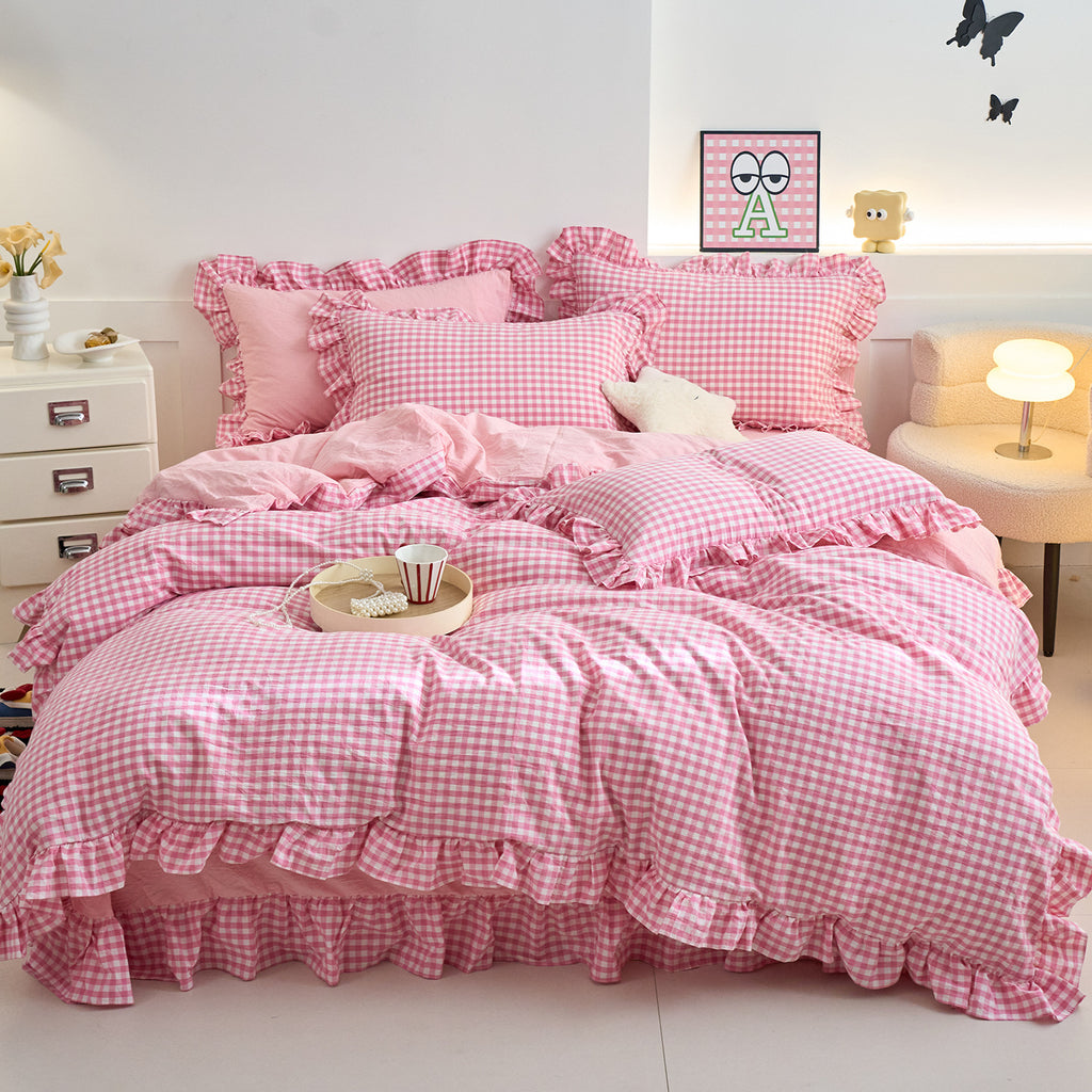 Blush Meadow Gingham Bedding Set Berriscent
