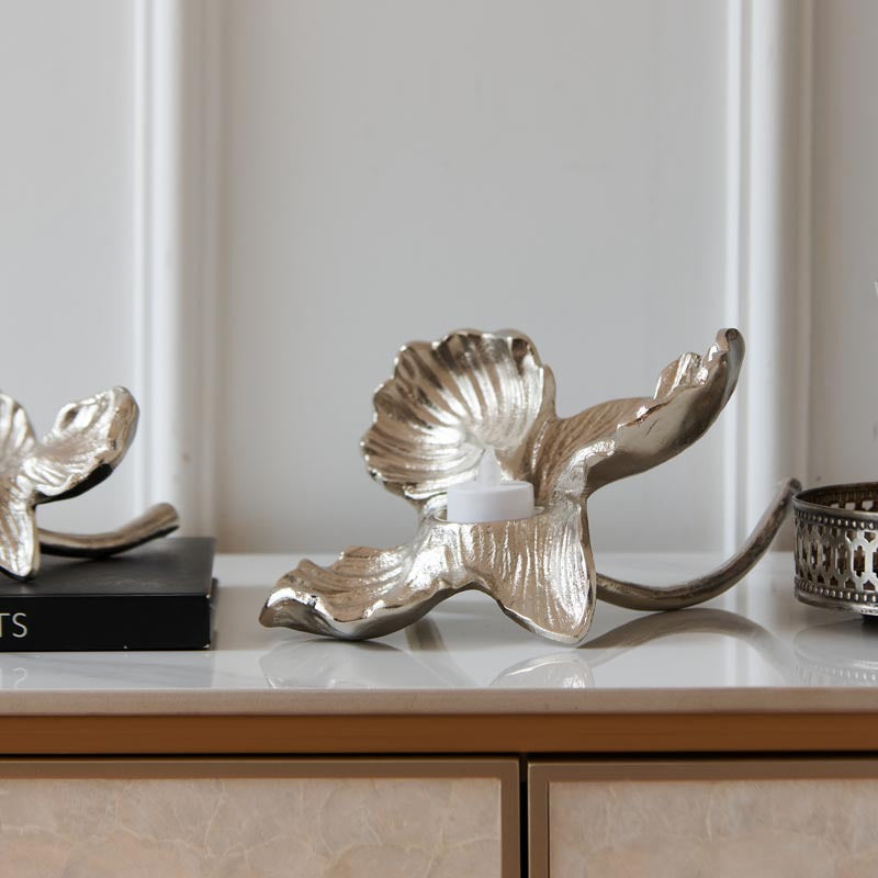 Bloom Sculpt Aluminium Candle Holder Berriscent