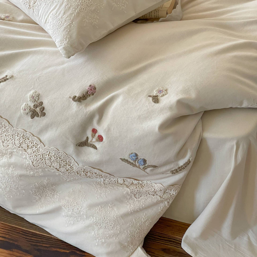 The Wildflower Lace Ensemble | Cotton–Linen Embroidered Bed Linen