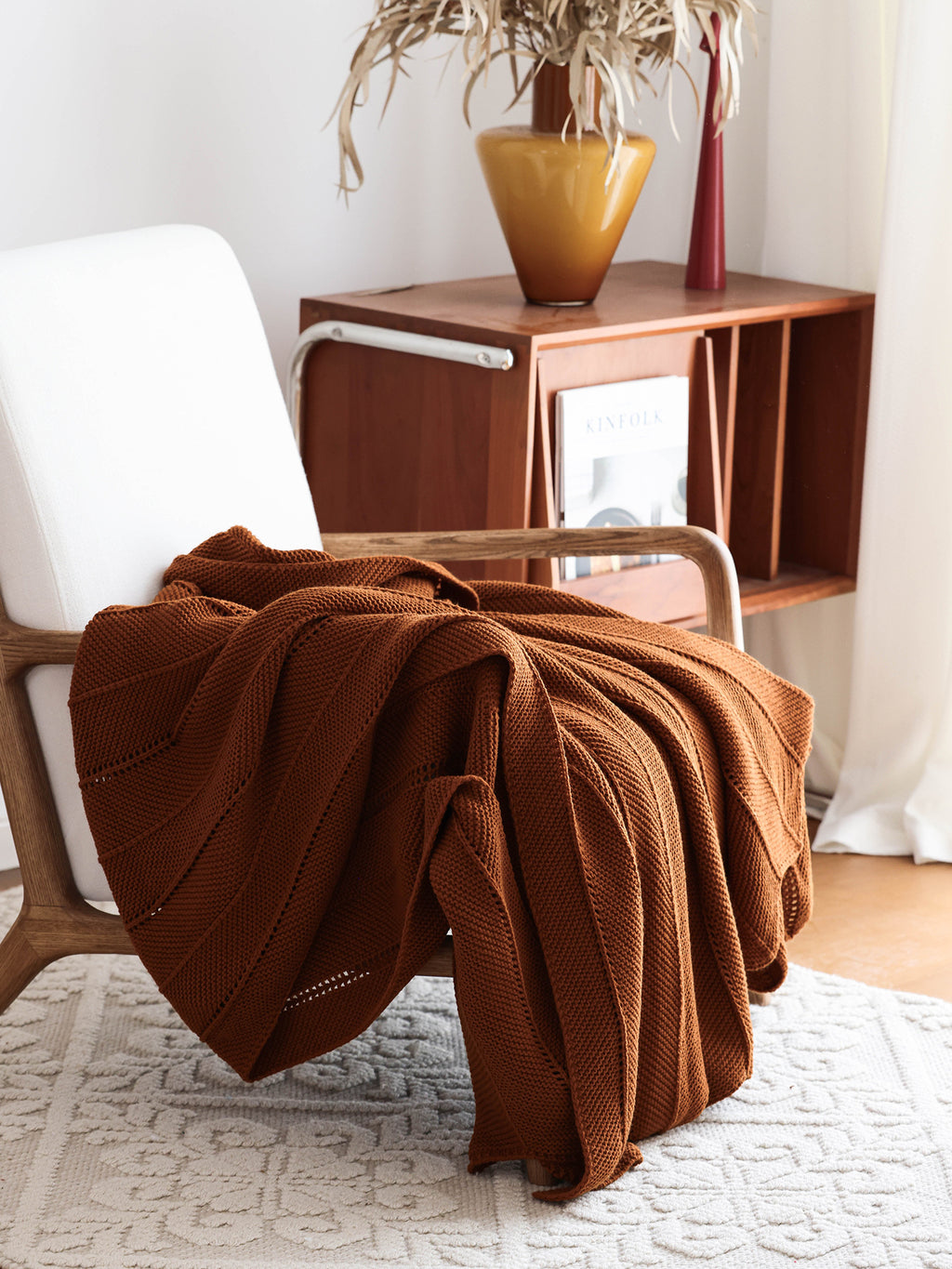  Elegant Textured Acrylic Throw Berriscent