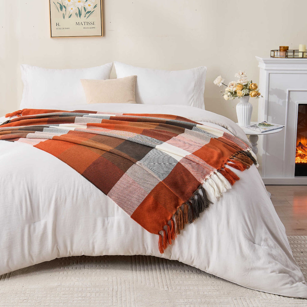 Plaid Tassel Woven Throw Blanket – Warmth & Style in Every Thread Berriscent