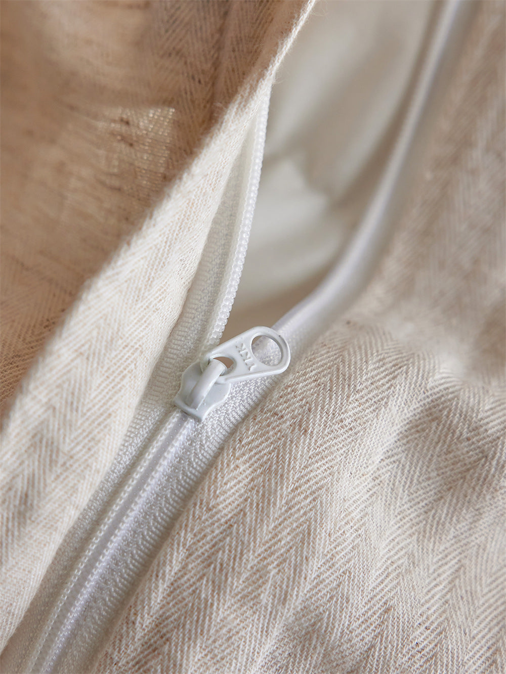 The Siena Tapestry | Sun-Bleached Tonal Jacquard Linen Cotton Bed Linen