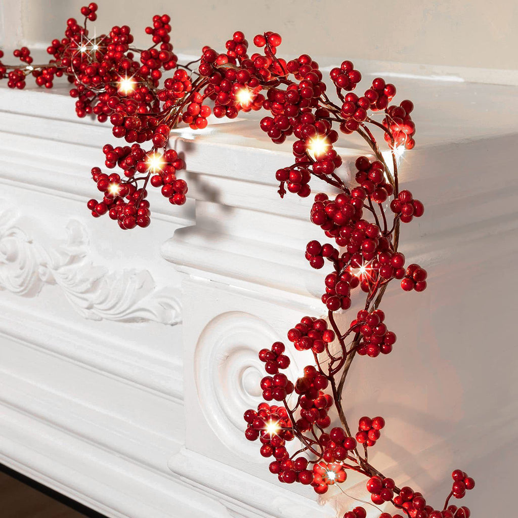 Red Berry Christmas Garland – 1.8 m Decorative Accent