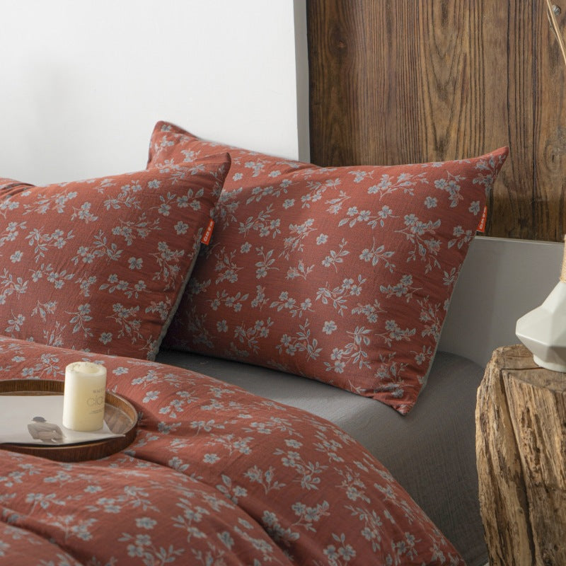 Looméa Cotton Yarn-Woven Bedding Collection Berriscent